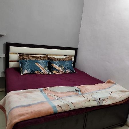 Kalpeshwar Homestay Ujjain Exteriör bild